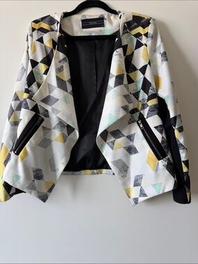 DECJUBA Geometric Draped Blazer in Black, White & Yellow